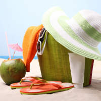 5 Foot Care Essentials to Pack for a Day at the Beach